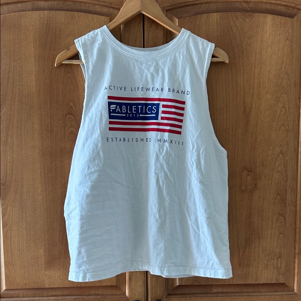 {Fabletics} White cotton sleeveless muscle tee